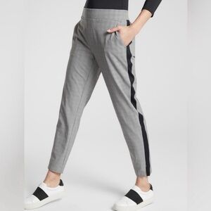 Athleta Plaid Brooklyn Ankle Pant Pockets Elastic Waist Travel Stretch Sz 12